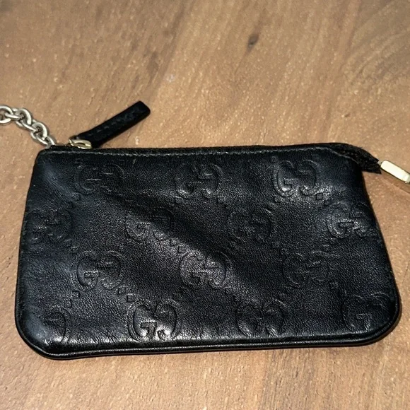 Gucci Guccissma leather embossed key chain coin wallet holder - Picture 2 of 10